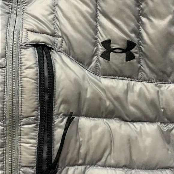 Under armor Wind resistant Sport Jacket - Picture 2 of 3
